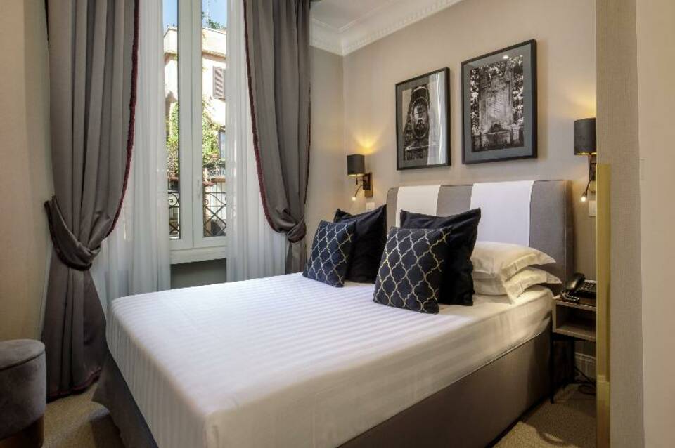 Hotel Condotti 1