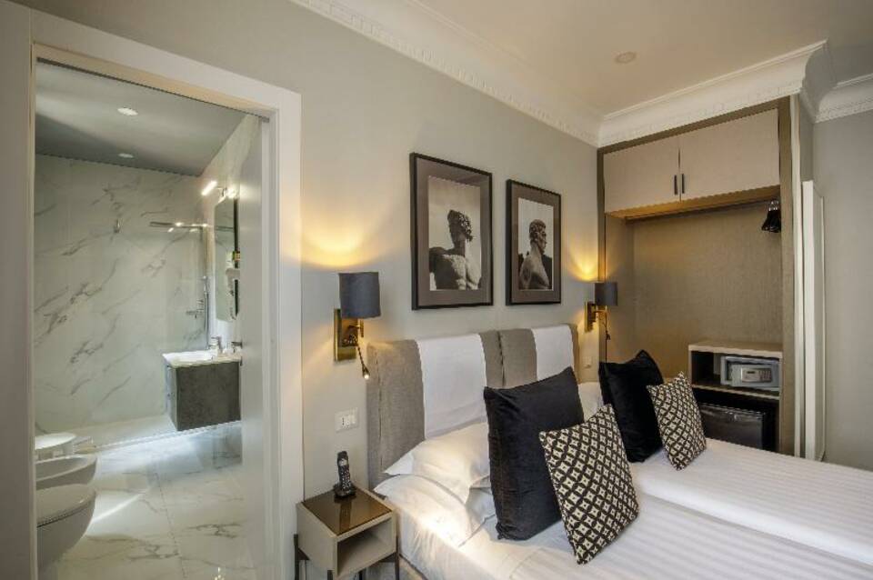 Hotel Condotti 2
