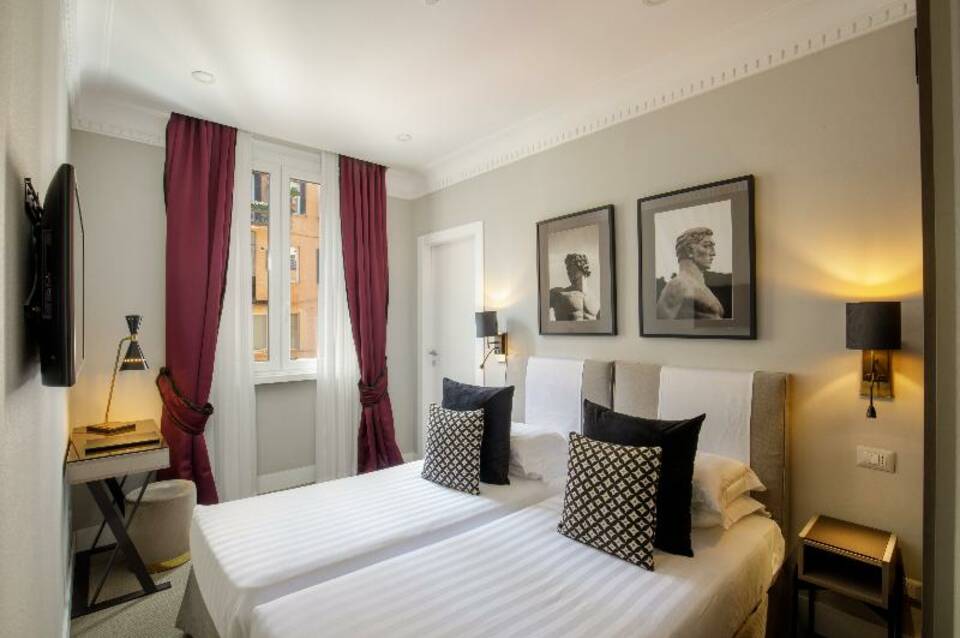 Hotel Condotti 4