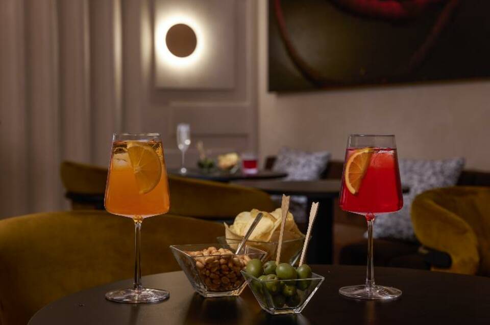 Borghese Contemporary Hotel 4