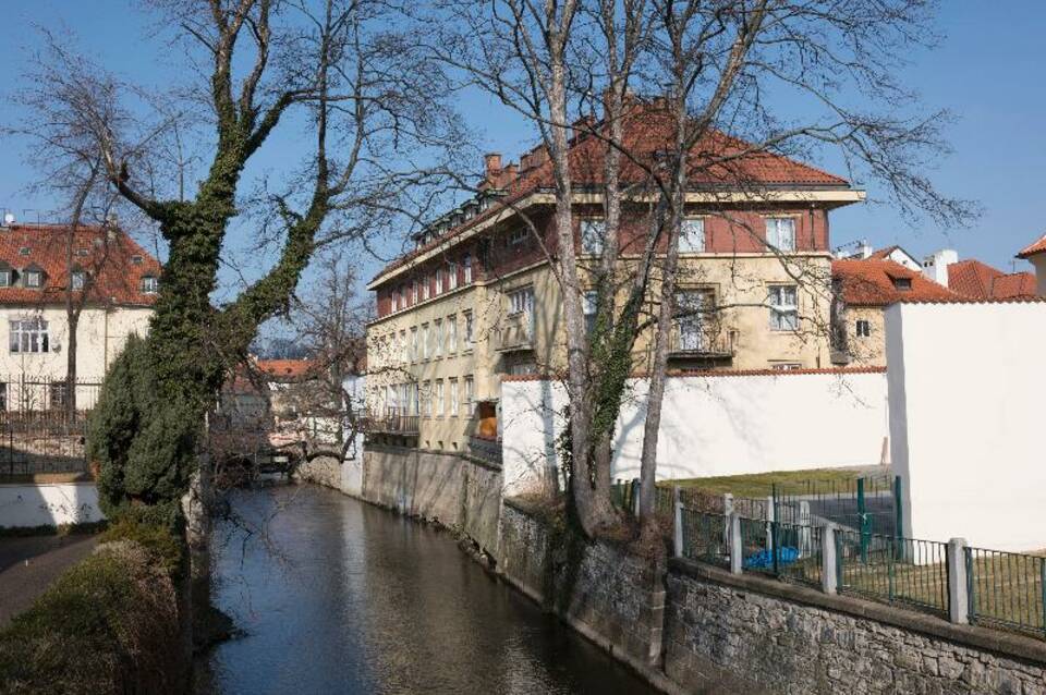 Pytloun Kampa Garden Hotel Prague 3