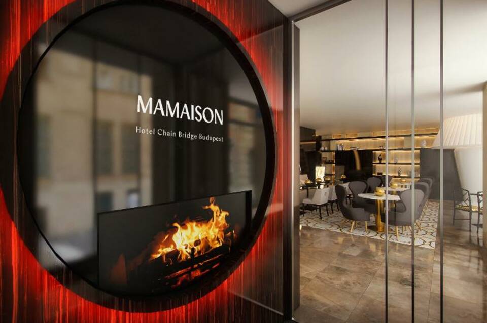Mamaison Hotel Chain Bridge Budapest 2