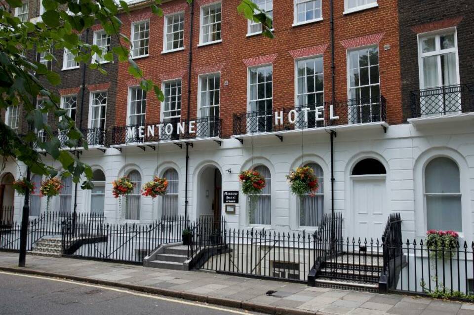 Mentone Hotel 1
