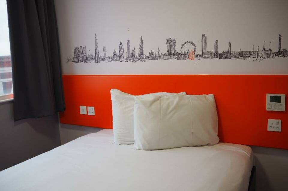 easyHotel Croydon 3