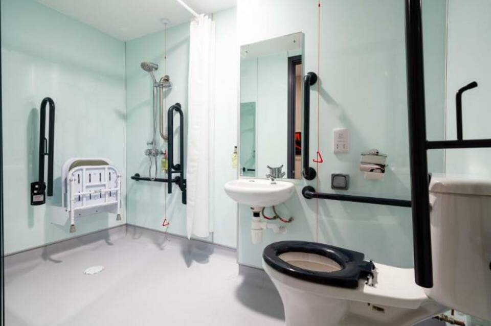 easyHotel London City Shoreditch 5