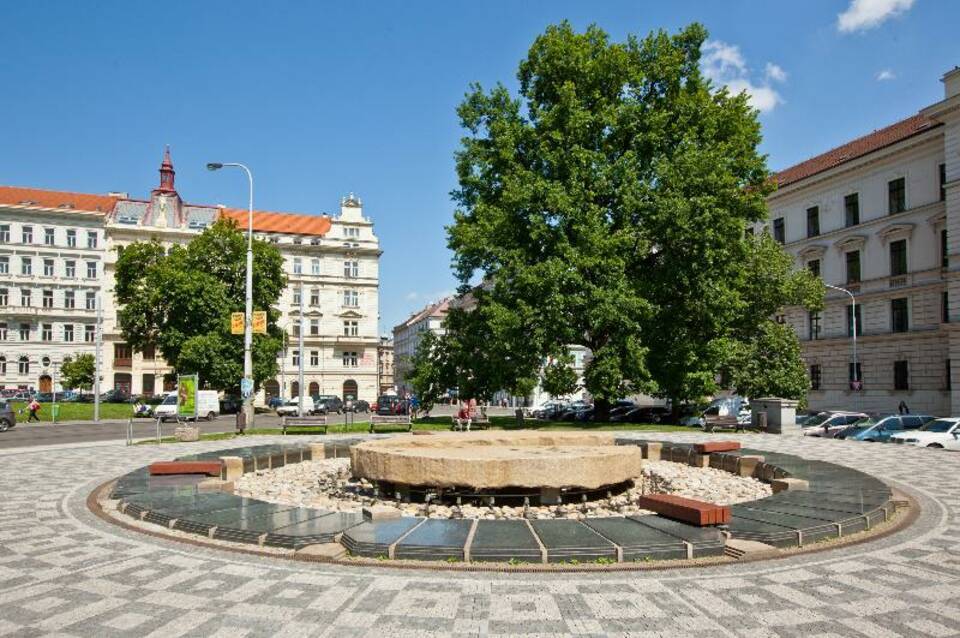 Royal Prague City Apartments 5