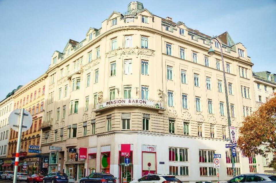 Hotel-Pension Baron am Schottentor 1