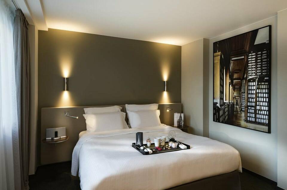 Pullman Paris Tour Eiffel 2