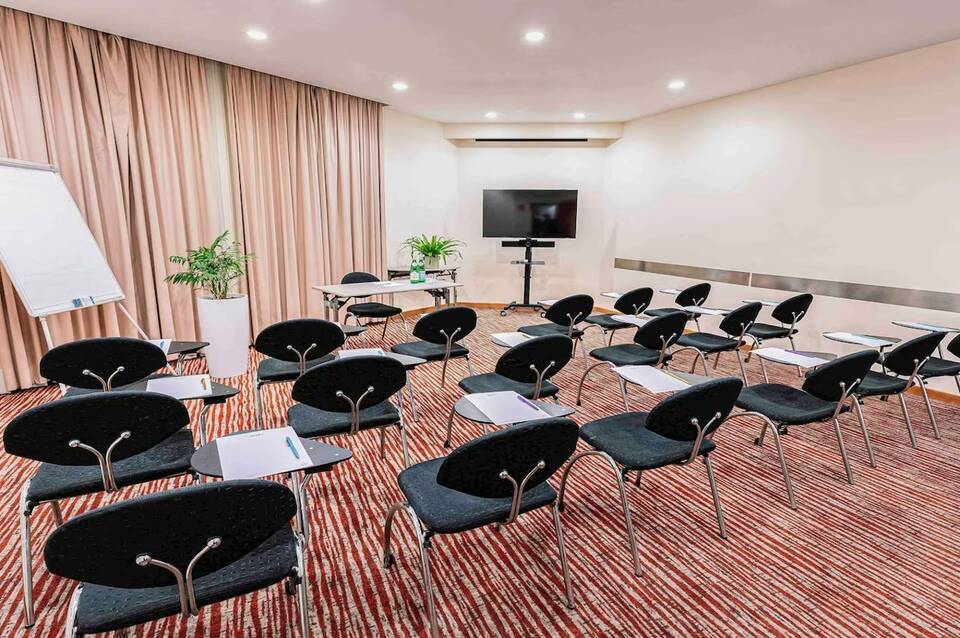 Mercure Roma Piazza Bologna 3