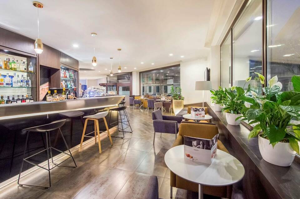 Mercure Roma Piazza Bologna 4