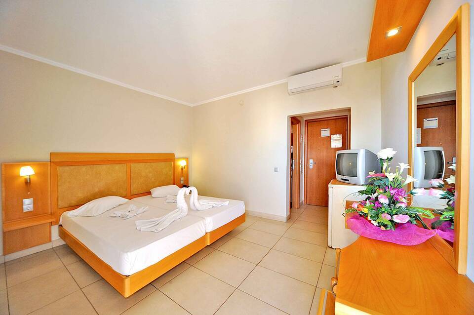 Saint Constantin Hotel 5