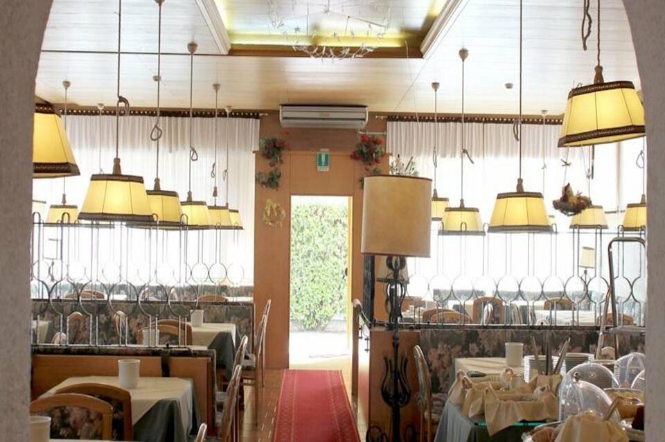 Camelia Rooms 2