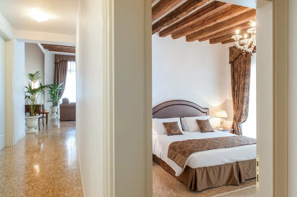San Teodoro Palace 5