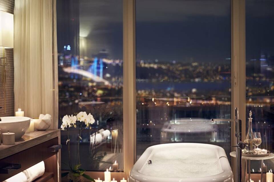 Raffles Istanbul 3
