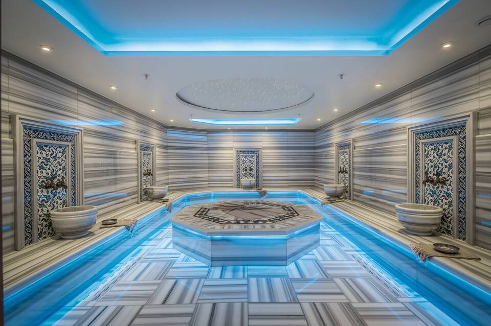 Novotel Istanbul Bosphorus 5