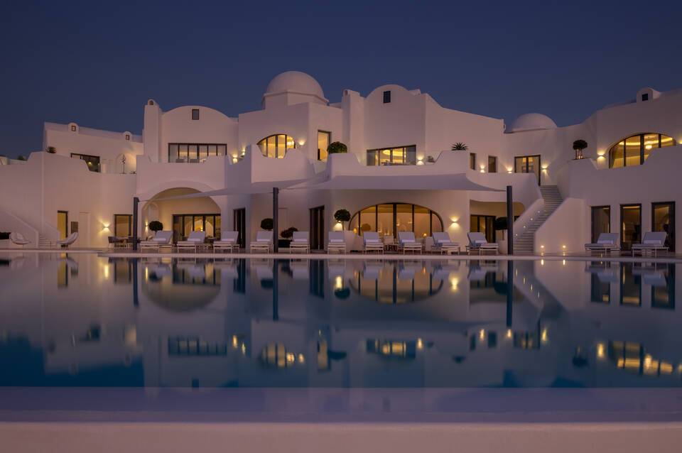 Anantara Retreat Santorini Abu Dhabi 4