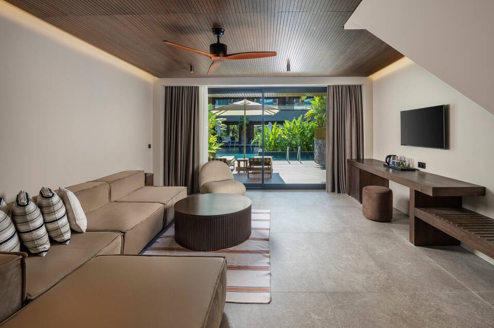 Jacaranda Luxury 1