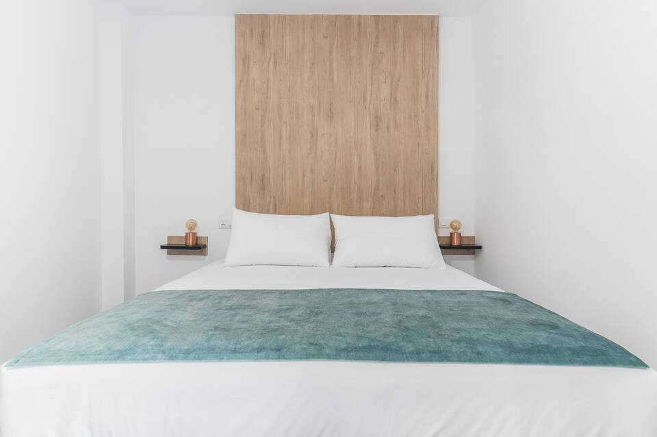 Open Sea Suites 4