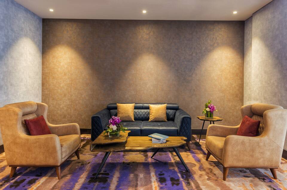 Canal Central Hotel – Business Bay 5