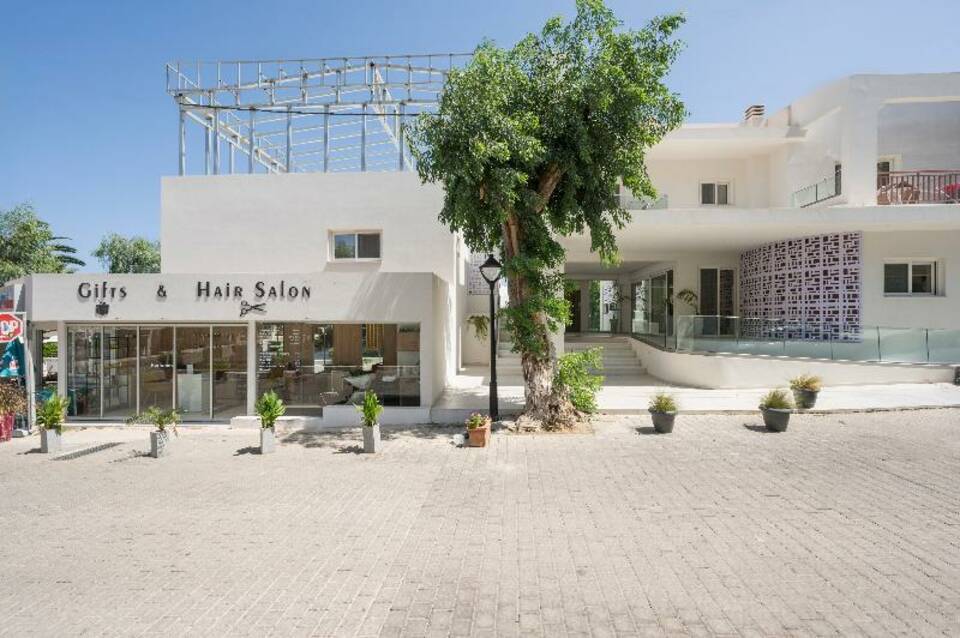 Tarra Hotel 3