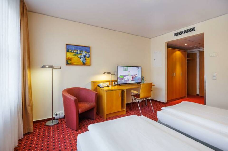 Airporthotel Berlin-Adlershof 4