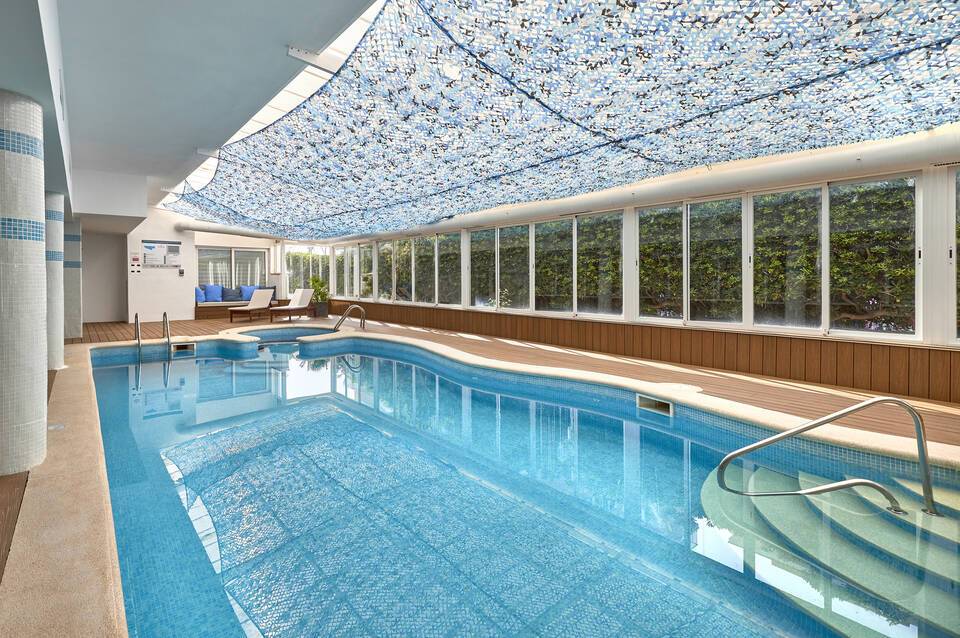 Universal Hotel Neptuno 5