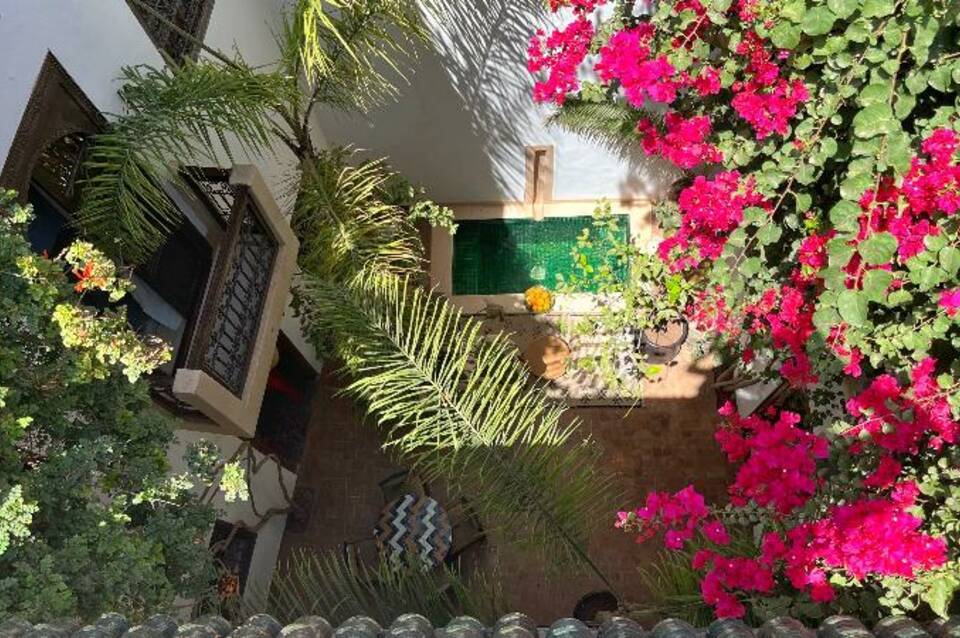 Dar Zaman 4