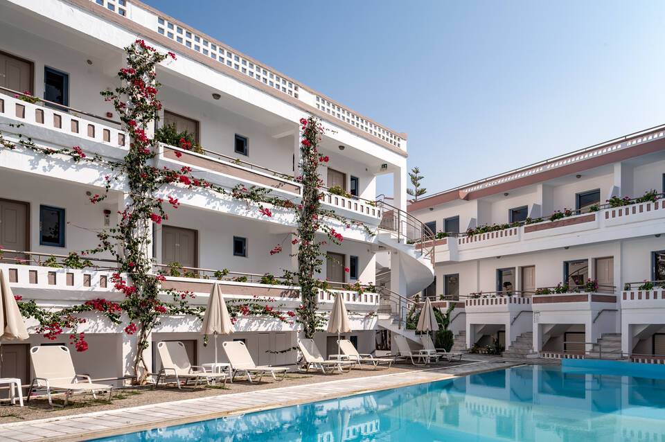 Ariadne Hotel 2