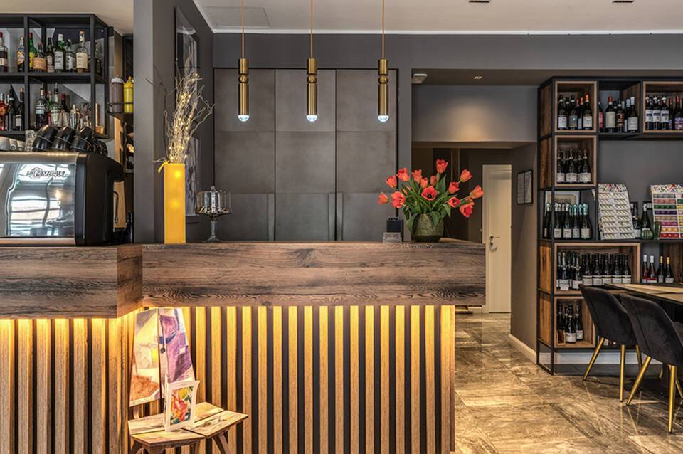 Apollo Boutique Hotel 4