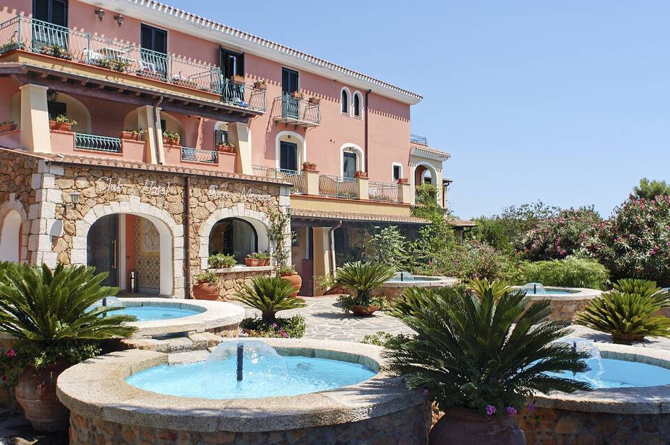 Club Hotel Torre Moresca 4