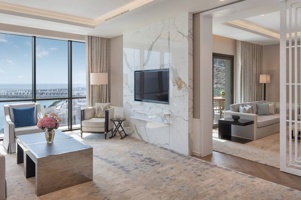 Address Beach Resort Fujairah 3