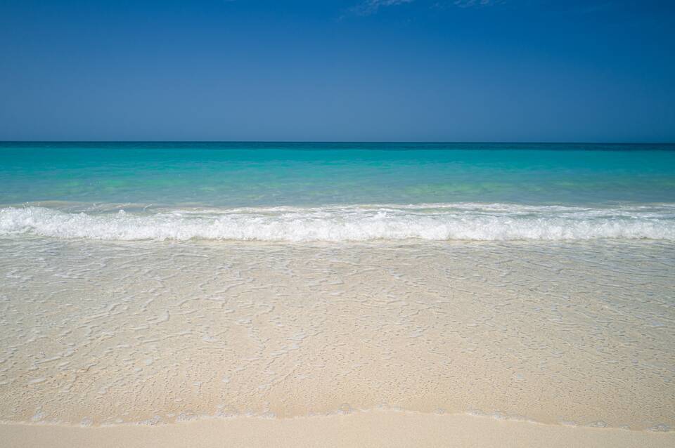 Saadiyat Rotana Resort & Villas 3