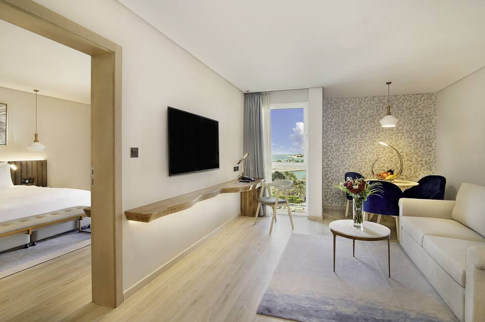 Radisson Blu Hotel & Resort, Abu Dhabi Corniche 2