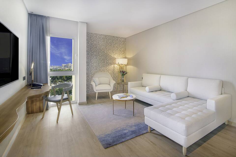 Radisson Blu Hotel & Resort, Abu Dhabi Corniche 4