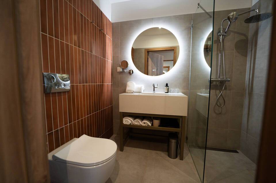 Forty + One Hotel 4