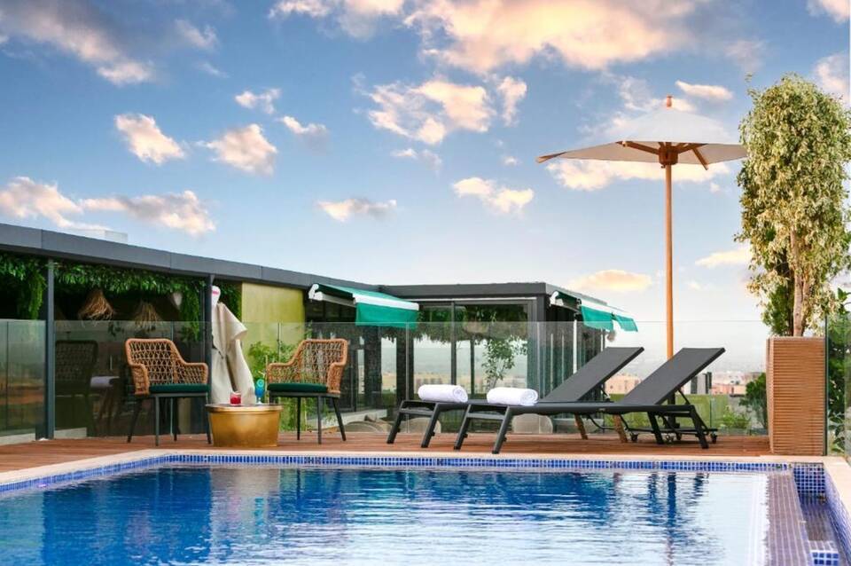 NearYo Hotel 1