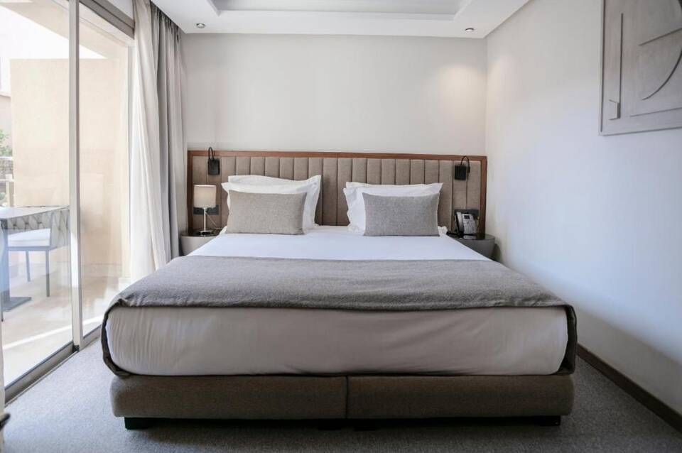 NearYo Hotel 4