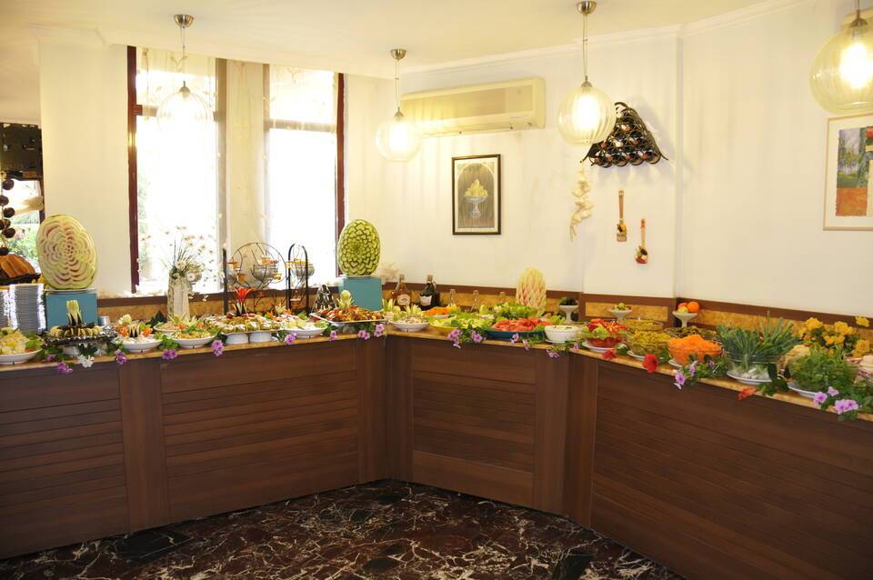 Azak Hotel 4