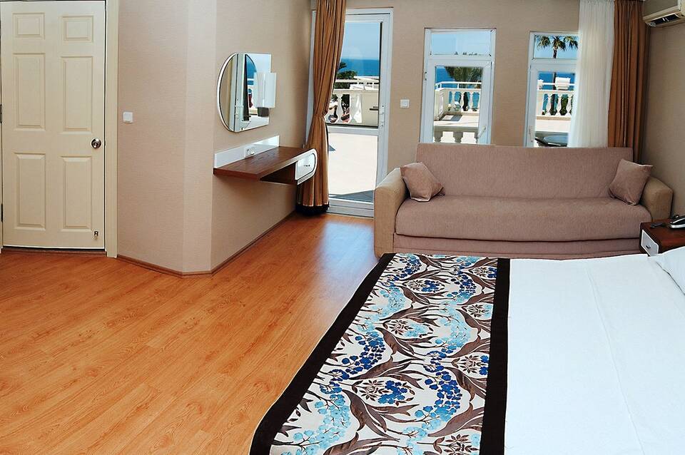 Azak Hotel 5