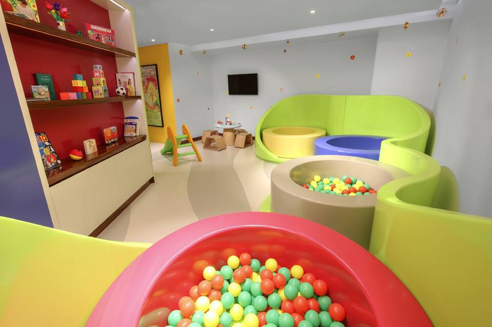 Paramount Hotel Dubai 2