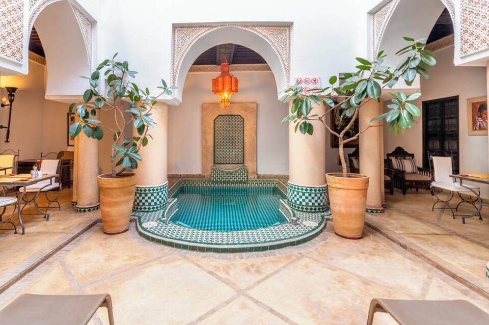 Angsana Riad Bab Firdaus 1