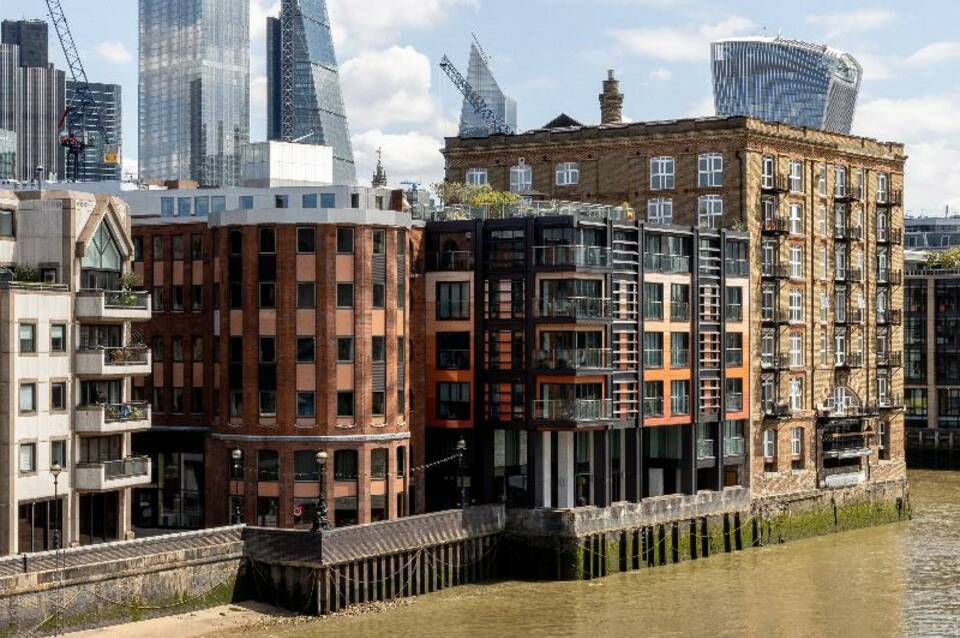 Locke at Broken Wharf 3