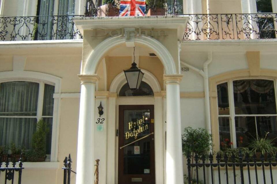 Dolphin Hotel 3