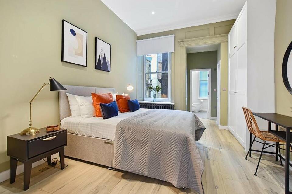 Gerrard Place by Q Apartments 1
