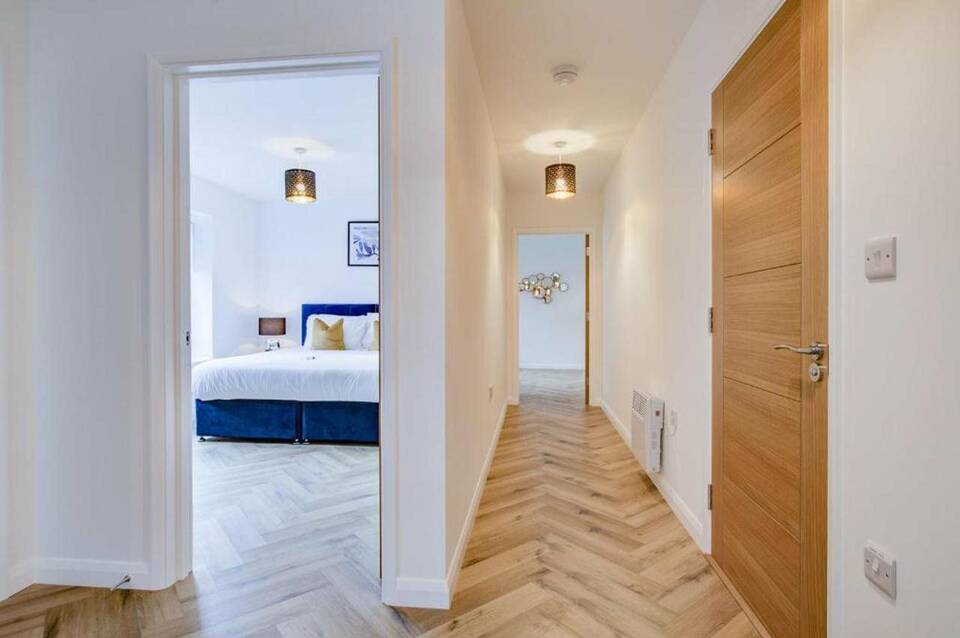 Hybrid Resi - Mitcham 2