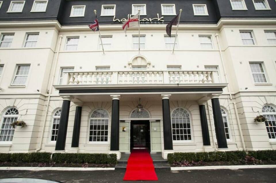 London Croydon Aerodrome Hotel by Sunday 5