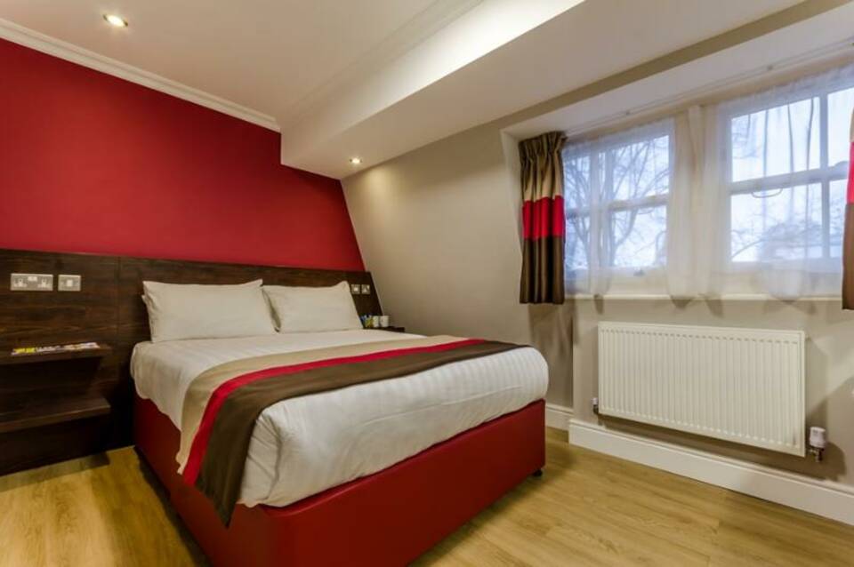 The Royal Cambridge 4