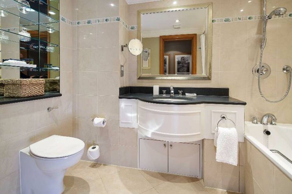 Cheval Knightsbridge 1