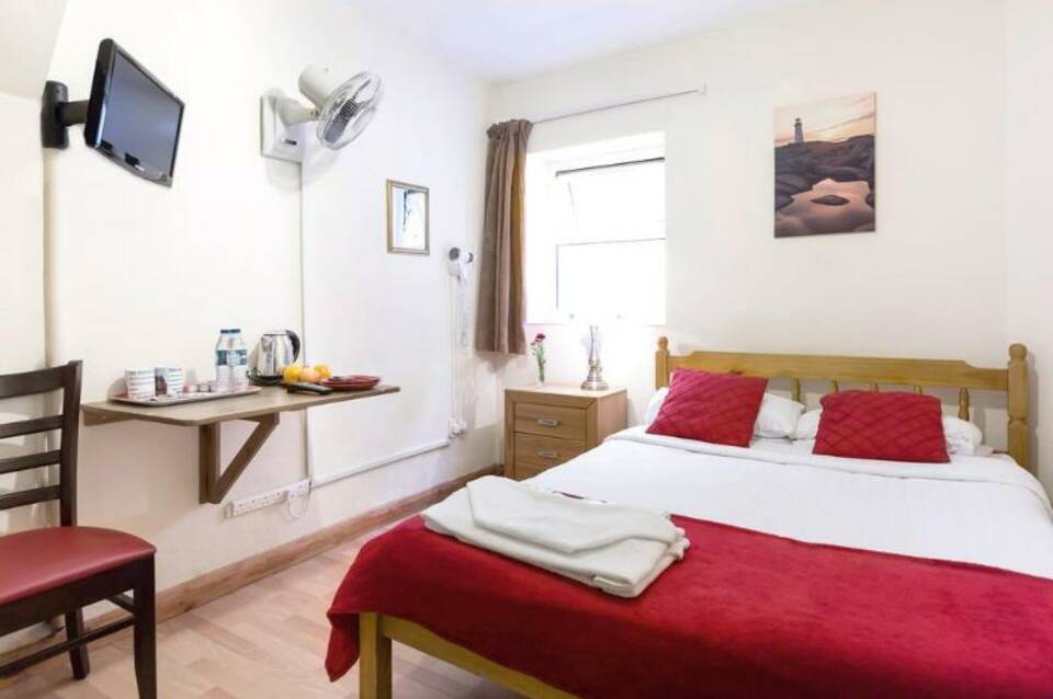 City London Hotel 2