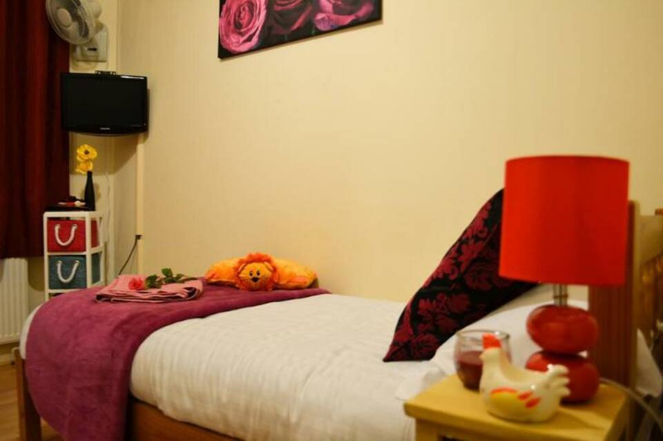 City London Hotel 1